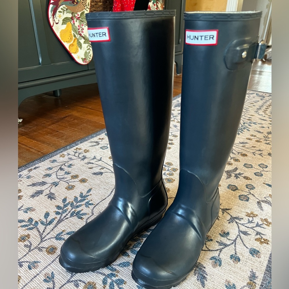 Hunter Classic Navy Blue Rain Boots